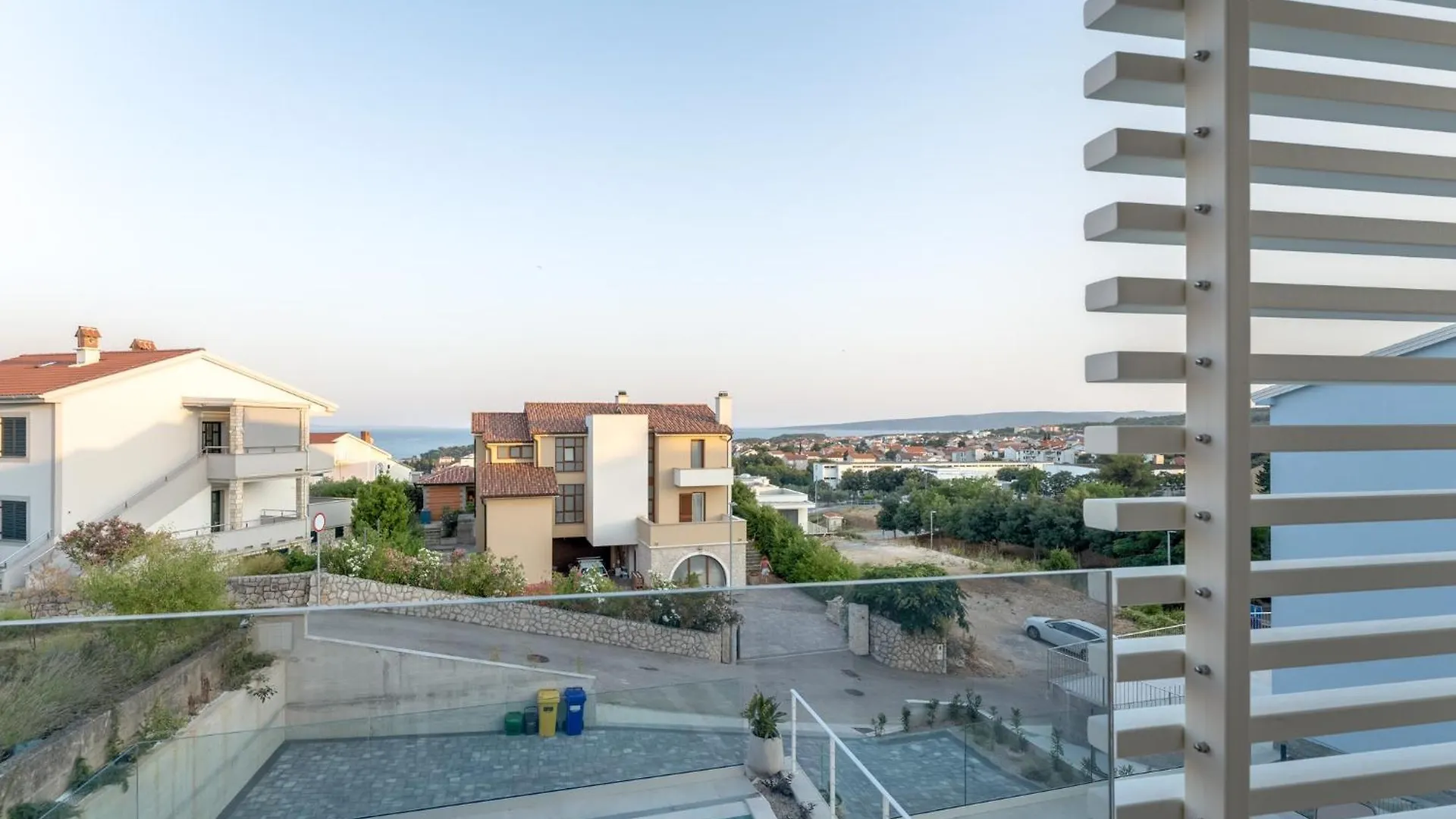 Luxury Semi Detached Villa Smokva 2 - Near Center And Sea - By Traveler Tourist Agency Krk 克尔克