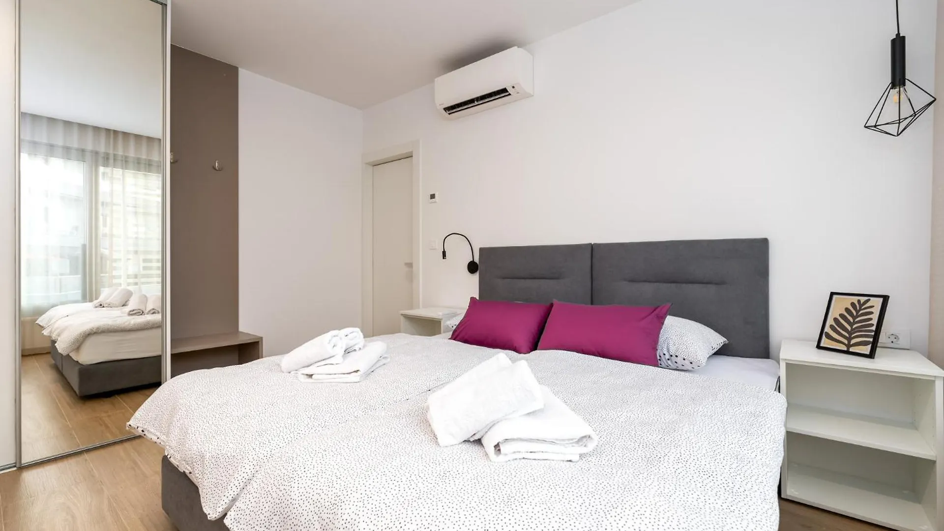 Luxury Semi Detached Villa Smokva 2 - Near Center And Sea - By Traveler Tourist Agency Krk 克尔克 克罗地亚